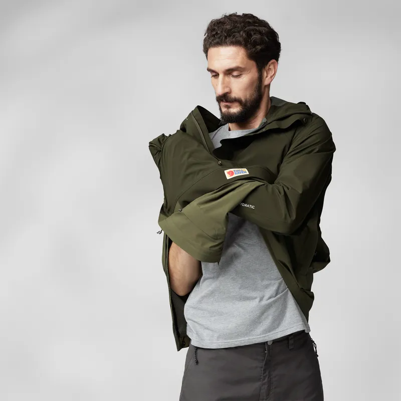 Fjallraven Vardag Hydratic Anorak Mens in Deep Forest Laurel Green-3